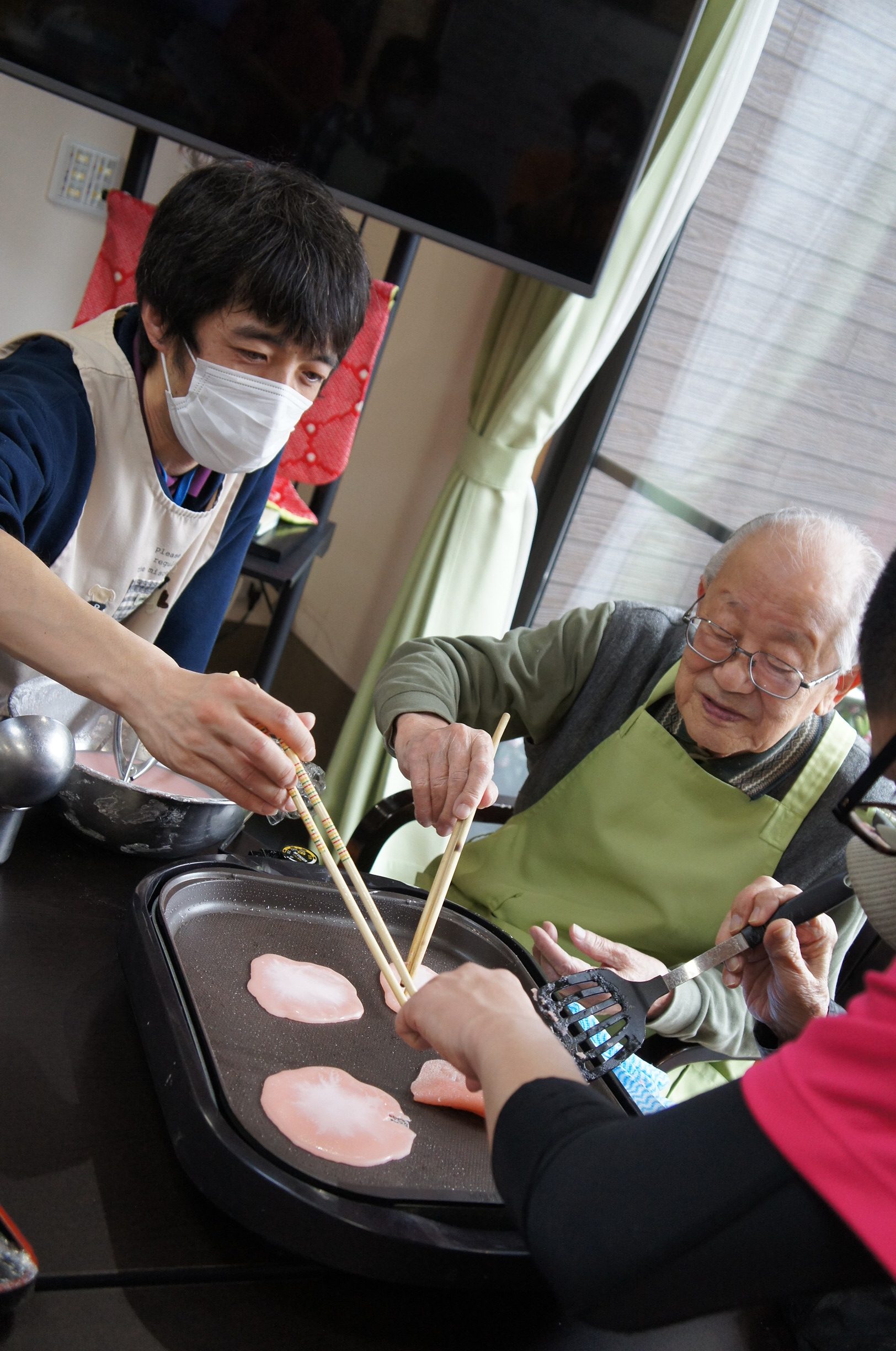 ランチイベント（桜餅、飾り太巻き、水餃子）その２