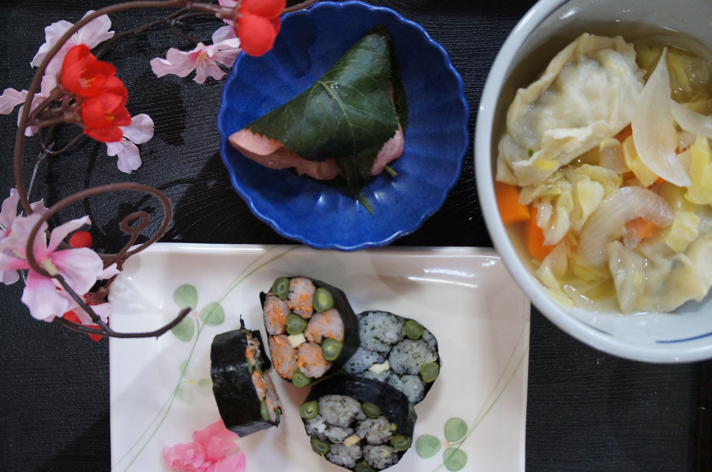 ランチイベント（桜餅、飾り太巻き、水餃子）その２